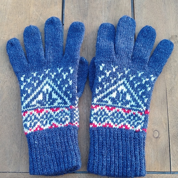 NWOT Blue Red and White Scarf and Gloves Set size OS - Picture 2 of 7